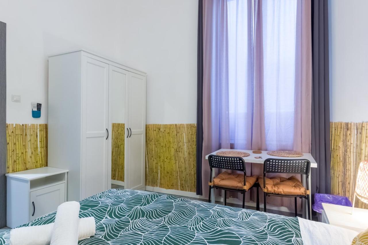Social - Coliving & Coworking - Madrid Hostel Εξωτερικό φωτογραφία
